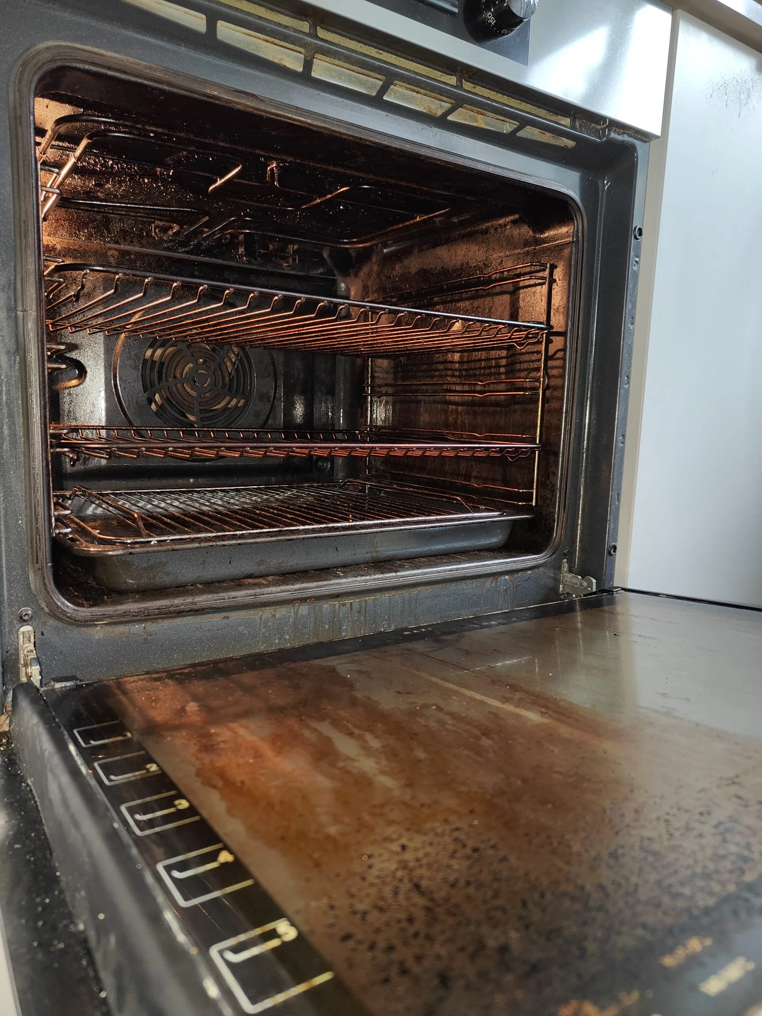 Oven Cleaning Crookham Village